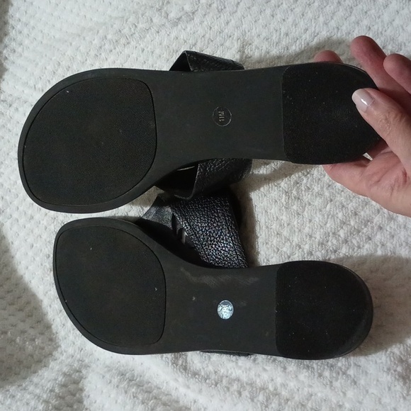 Tory Burch Black Size 11 Leather Sandals - Picture 7 of 10